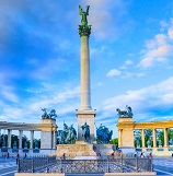 Площадь героев